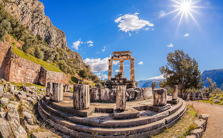 Delphi Day Trips